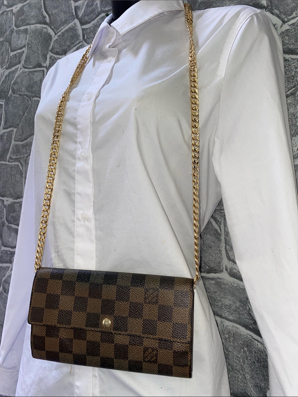 Authentic Louis Vuitton Damier Long Sarah Wallet - Picture 3 of 16